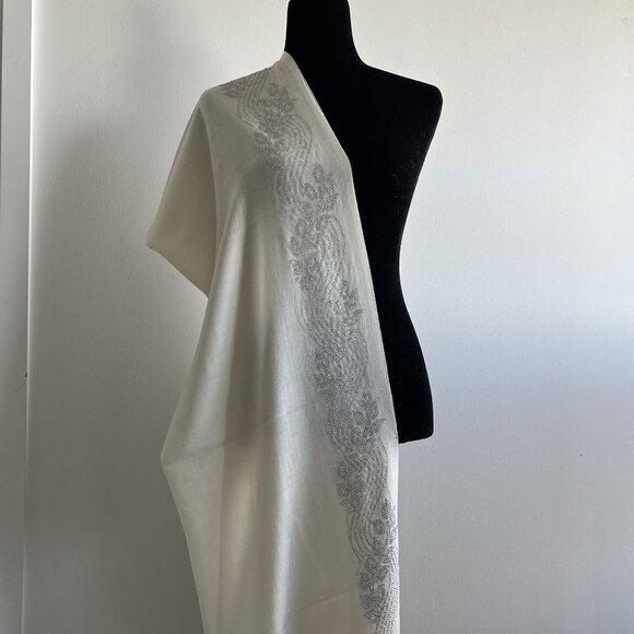 White Pashmina | Pure Cashmere | lightweight scarf | Formal elegant wear wrap - Picture 7 of 11
